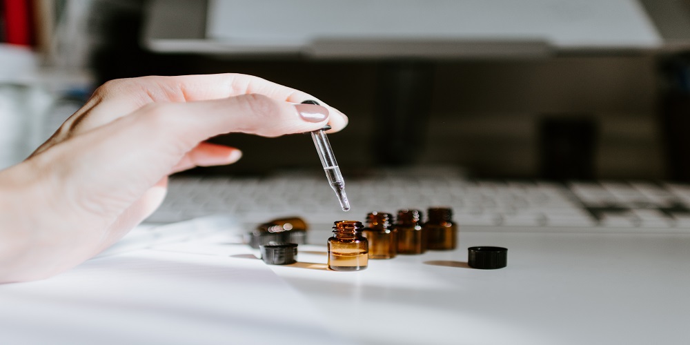 Essential-Oils-for-Boosting-Immune-System.jpg