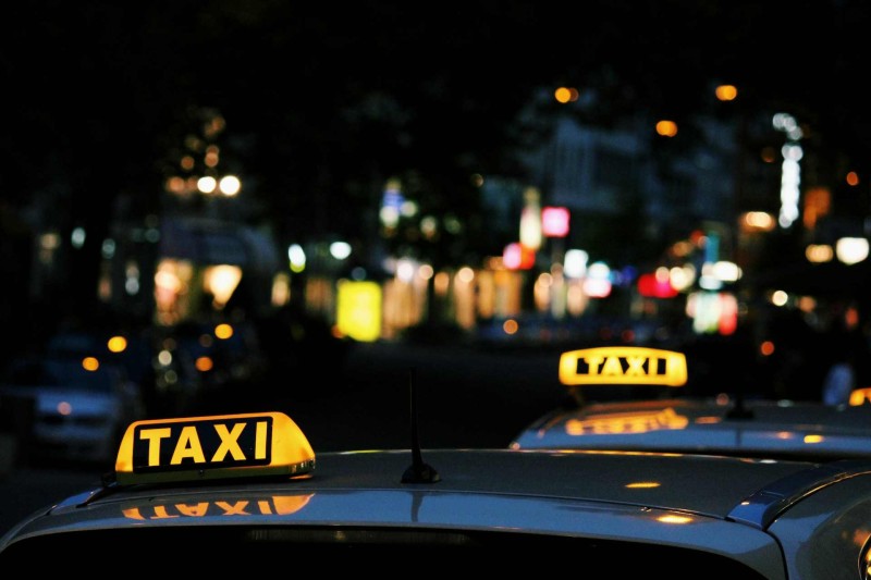 Arrive in Style: The Convenience of Taxi Queenstown Airport Services