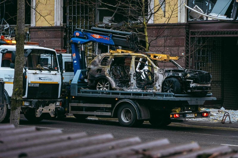 Benefits of Using a Professional Car Recovery Company in Dubai