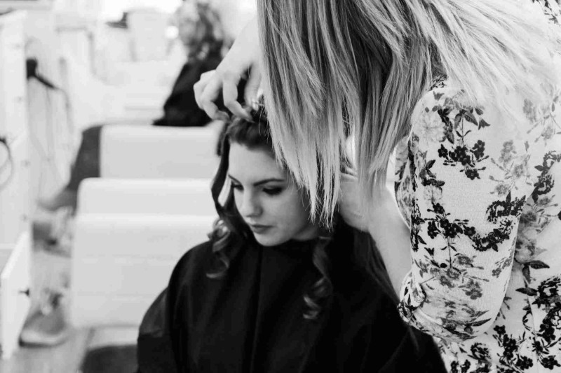 Essential Job Requirements in a Public Room Salon for Aspiring Young Women