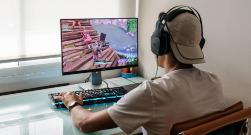 Exploring Rapid Prototyping with Game Engines: Coding Languages for Online Game Design