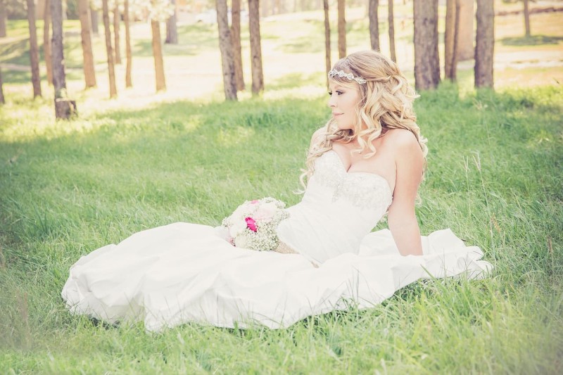 the-history-and-evolution-of-bridal-pyjamas-from-nightgowns-to-modern-sets-63f88754b5fb9.jpg