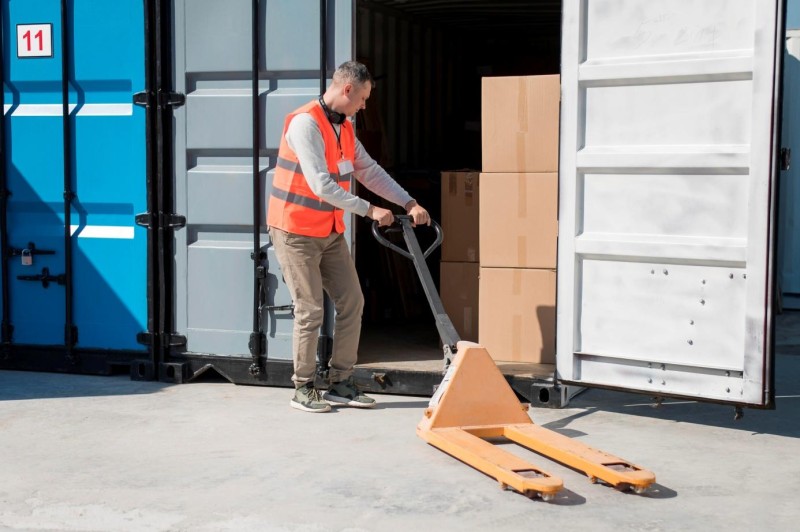 The Truth About LTL Shipping: What Smart Business Owners Need to Know
